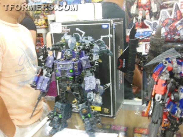 BotCon 2013   The Transformers Convention Dealer Room Image Gallery   OVER 500 Images  (477 of 582)